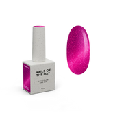 NAILSOFTHEDAY Color Mes Junio 2025 Cherry Kiss — Color rosa intenso con efecto ojo de gato 10 ml