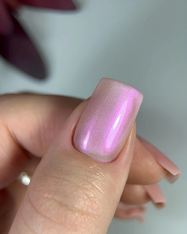 Dark by Rior Esmalte Semipermanente Profesional  142 - 6 ml