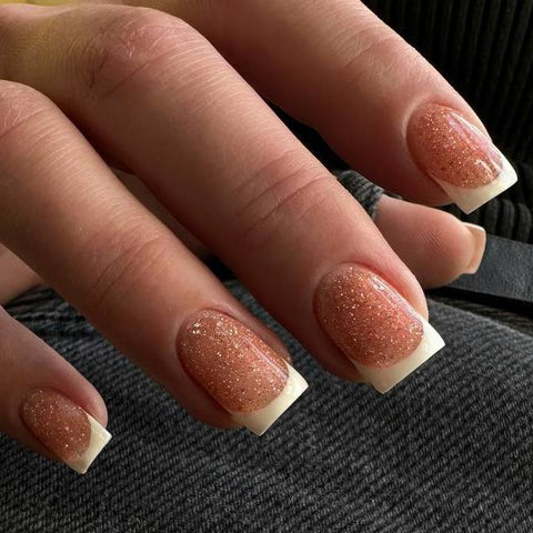 NAILSOFTHENIGHT 08  base reflectante de camuflaje con brillo ((melocotón) 10 ml