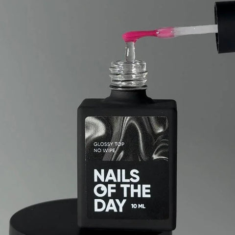 NAILSOFTHEDAY Glossy Top No Wipe(sin capa pegajosa y con filtros UV) 10ml
