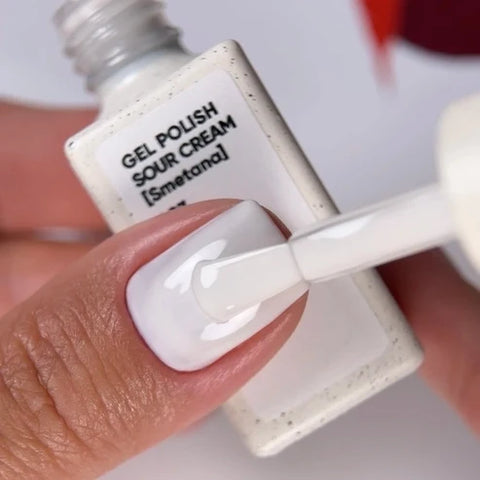 NAILSOFTHEDAY Sour Cream esmalte semipermanente blanco crema 10 ml