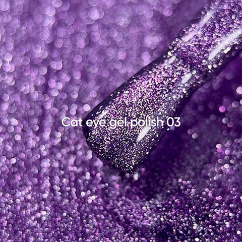 NAILSOFTHEDAY Cat Eye 03 Lila efecto ojo de gato con partículas metálicas 6 ml.