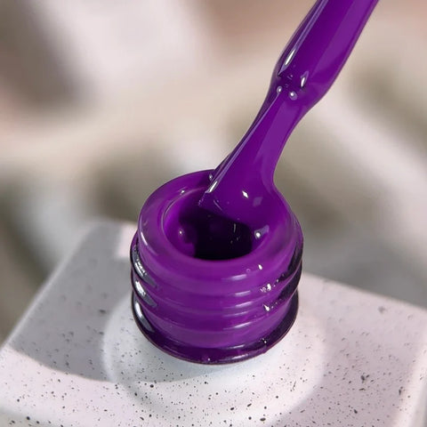 NAILSOFTHEDAY Gel Polish Plum-198-Ciruela Violeta 10 ml