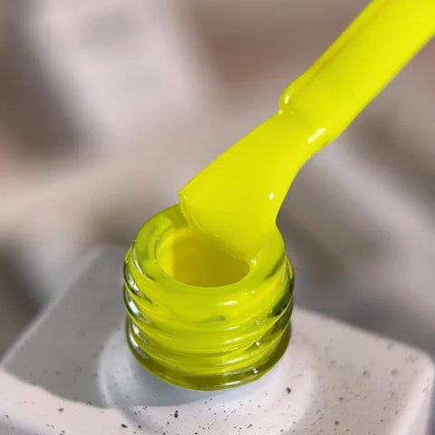 NAILSOFTHEDAY Gel Polish Banana-Amarillo Neón 10 ml