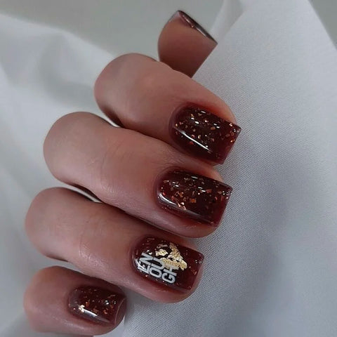 NAILSOFTHEDAY Base 02 Imitacion Cristal Con Elementos Dorados, 10 ml