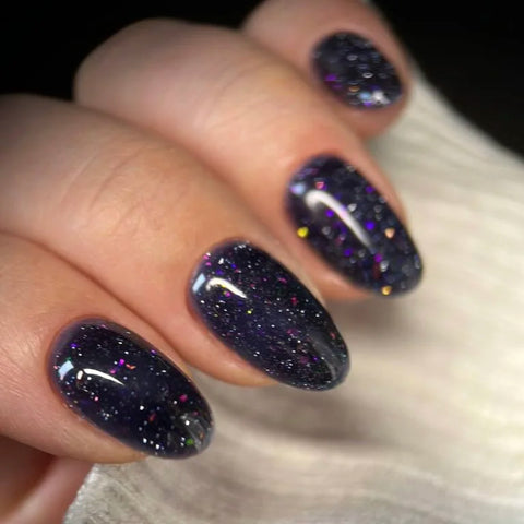 NAILSOFTHENIGHT 03  base reflectante de camuflaje con brillo (destellos violeta y rosa) 10 ml