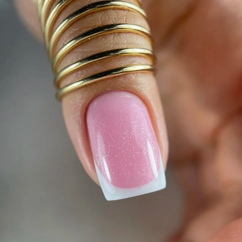 NAILSOFTHEDAY Glossy Top No Wipe(con una capa pegajosa y sin filtros UV) 10ml