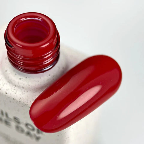 NAILSOFTHEDAY Color del Mes – Agosto 2025 Kalyna – Color Rojo Intenso 10 ml.
