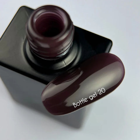 NAILSOFTHEDAY Bottle Gel 20 – Color marrón con matices morados 10 ml.