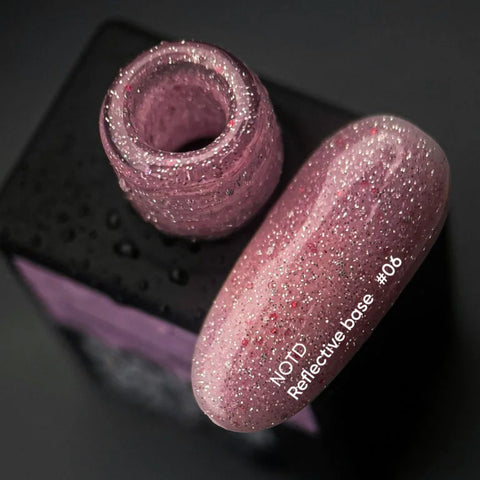 NAILSOFTHENIGHT 06  base reflectante de camuflaje con brillo (rosa suave) 10 ml