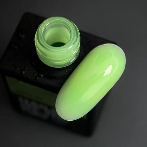 NAILSOFTHEDAY Bottle gel 06 – Color Verde Claro Gel Súper Fuerte 10 ml