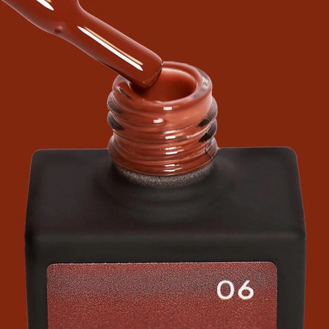 NAILSOFTHEDAY Color base 06 Marrón Saturado 10 ml