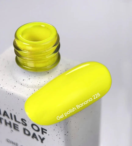 NAILSOFTHEDAY Gel Polish Banana-Amarillo Neón 10 ml